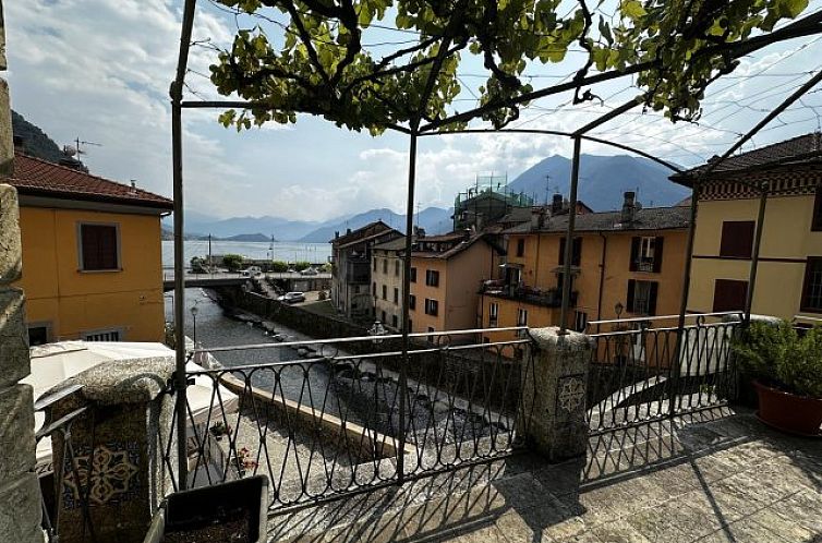 Verblijf 08932204 - Vakantiewoning Italiaanse meren - Vrijstaande woning in Argegno