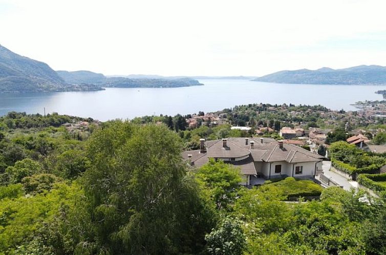 Vrijstaande woning in Arizzano