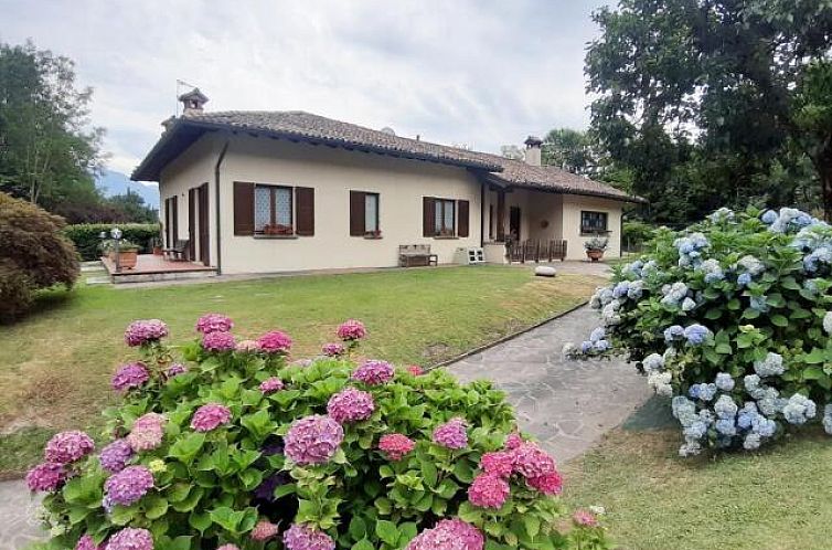Vrijstaande woning in Loveno 