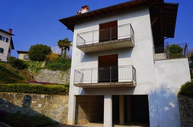 Vrijstaande woning in Griante