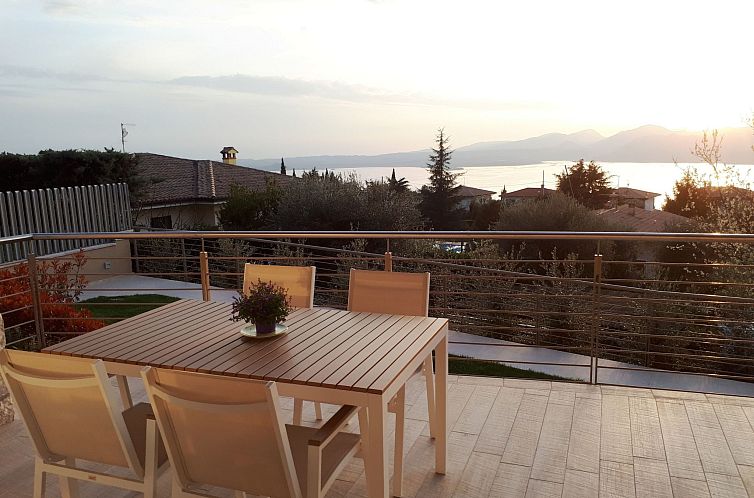 Appartement Flacher Sonnenuntergang