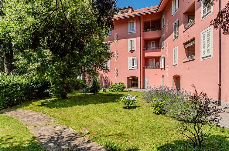 Guest house 0896113 - Apartment Italian Lakes - Appartement Condominio dei Giardini