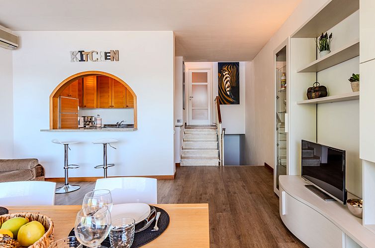 Appartement Attilio lake front view