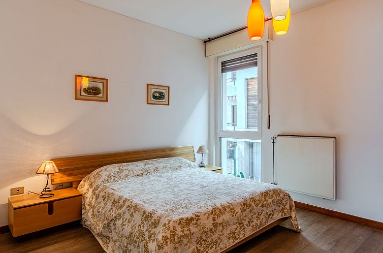 Appartement Attilio lake front view