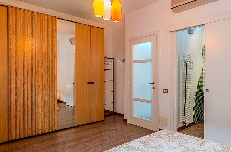 Appartement Attilio lake front view