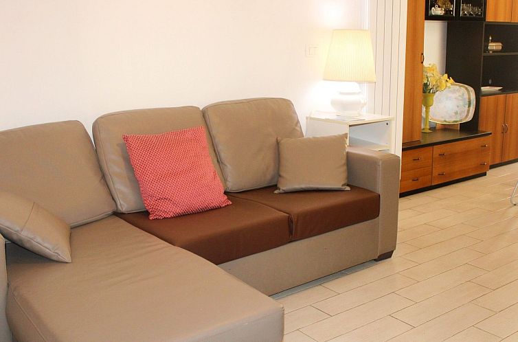 Appartement Sehr zentral mit Parkmöglichkeit