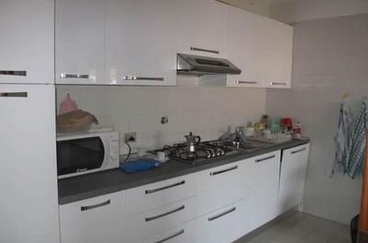 Appartement Casa Leonilde Grosszügige Wohnung direkt am Mee