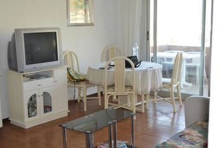 Appartement Casa Leonilde Grosszügige Wohnung direkt am Mee