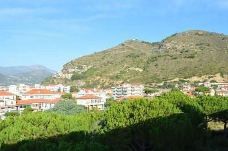 Appartement Casa Leonilde Grosszügige Wohnung direkt am Mee