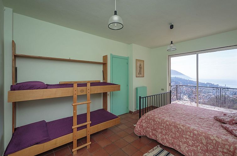Vakantiehuis Ferienvilla mit Whirlpool