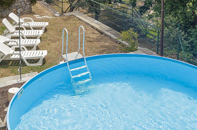 Vakantiehuis Ferienvilla mit Whirlpool