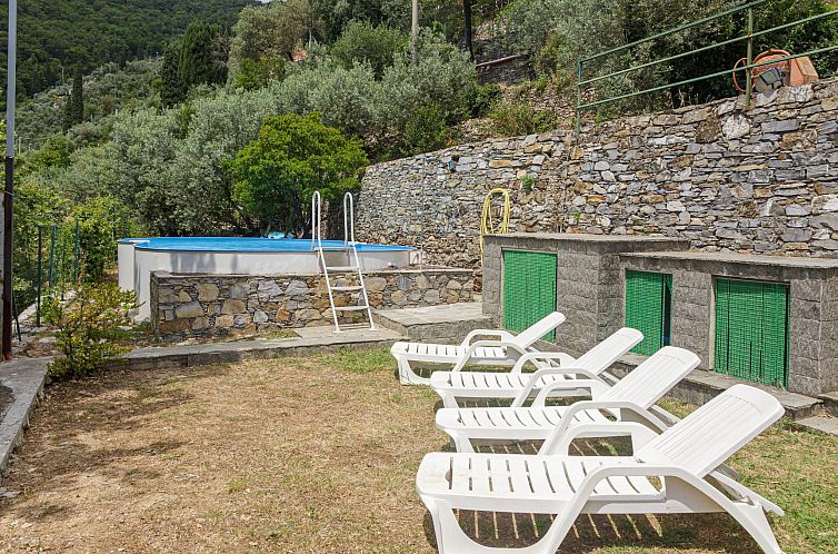 Vakantiehuis Ferienvilla mit Whirlpool