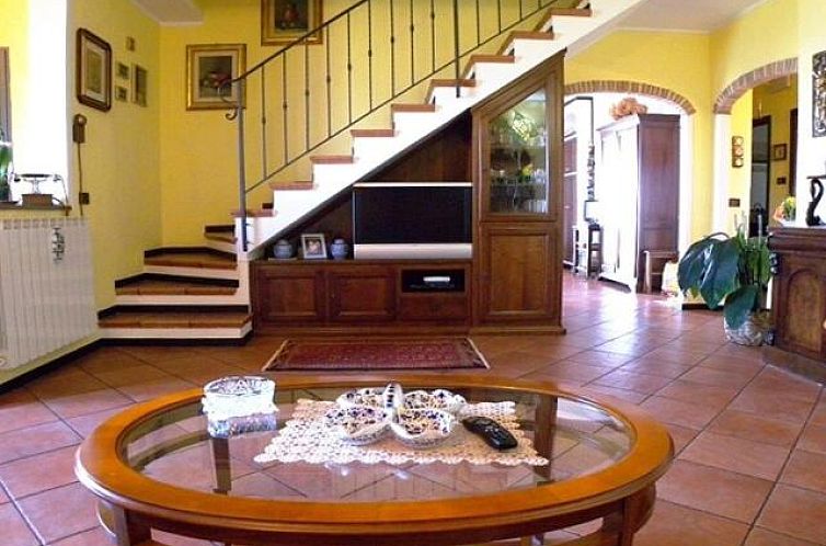 Vrijstaande woning in Imperia