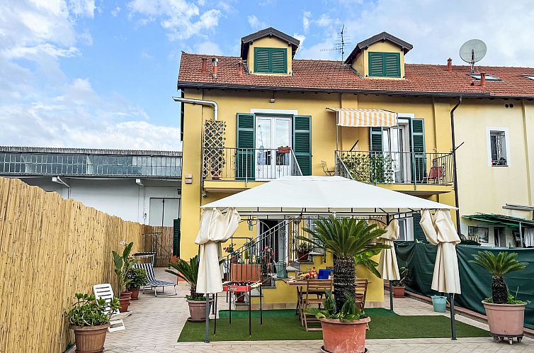 Guest house 0901012 - Apartment Liguria - Appartement Tra Mare e Collina