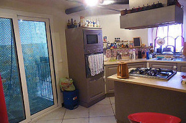 Vrijstaande woning in Imperia