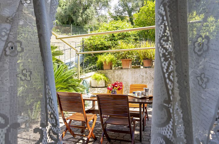 Guest house 09010152 - Apartment Liguria - Appartement Degli Aranci (IMP385)