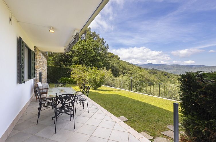 Vrijstaande woning in Imperia