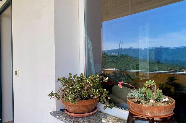 Vrijstaande woning in Imperia