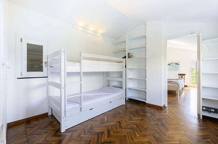 Vrijstaande woning in Imperia