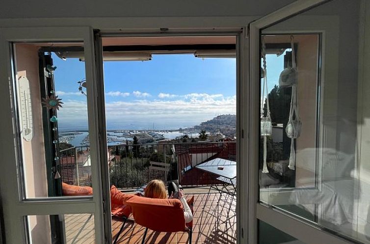 Vrijstaande woning in Imperia