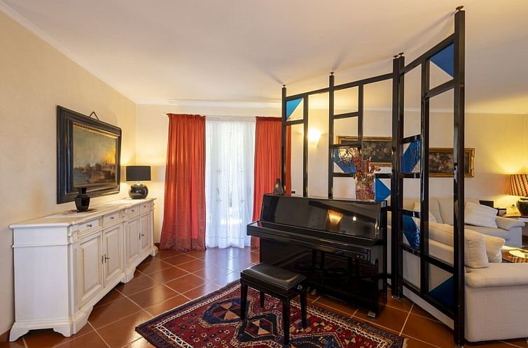 Vrijstaande woning in Imperia