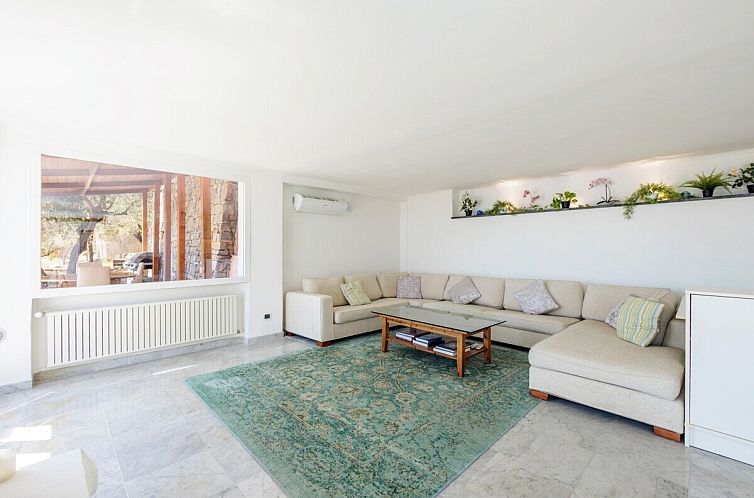 Vrijstaande woning in Imperia