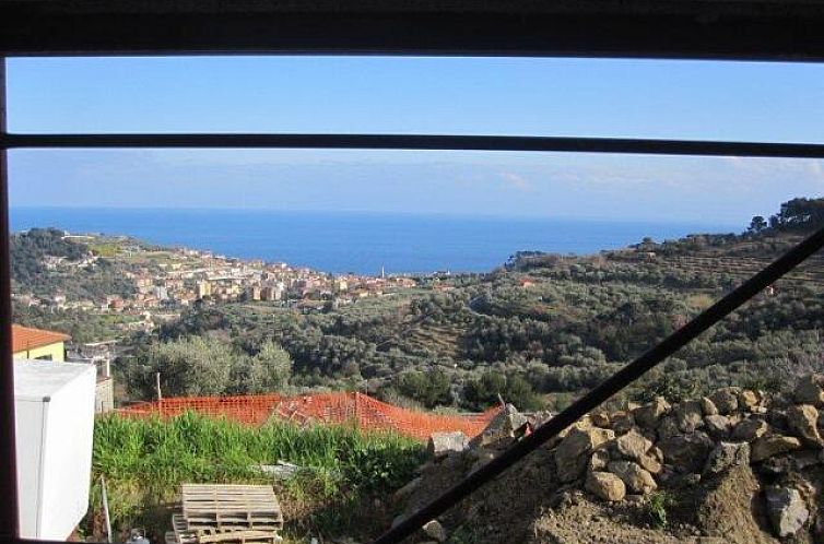 Vrijstaande woning in Imperia