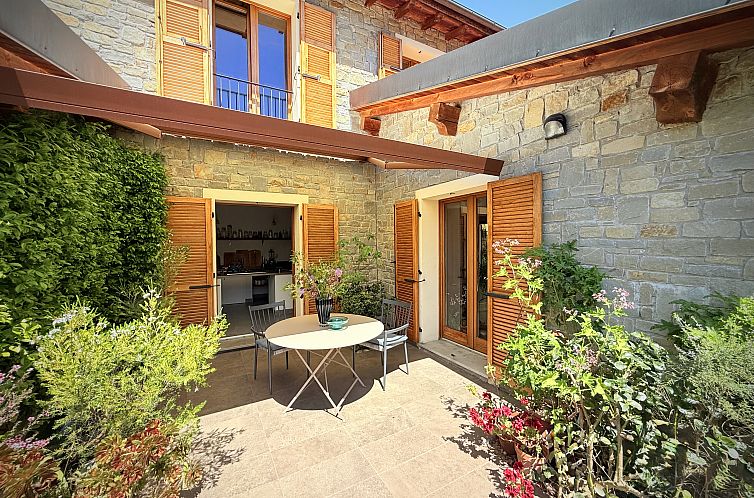 Vrijstaande woning in Apricale