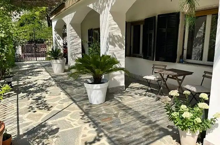 Casa Bianca Apricale