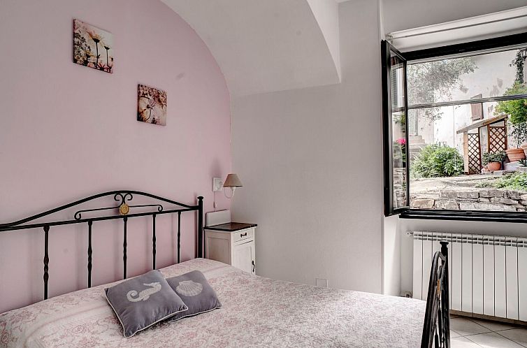 Appartement Charmantes Appartment in Diano San Pietro