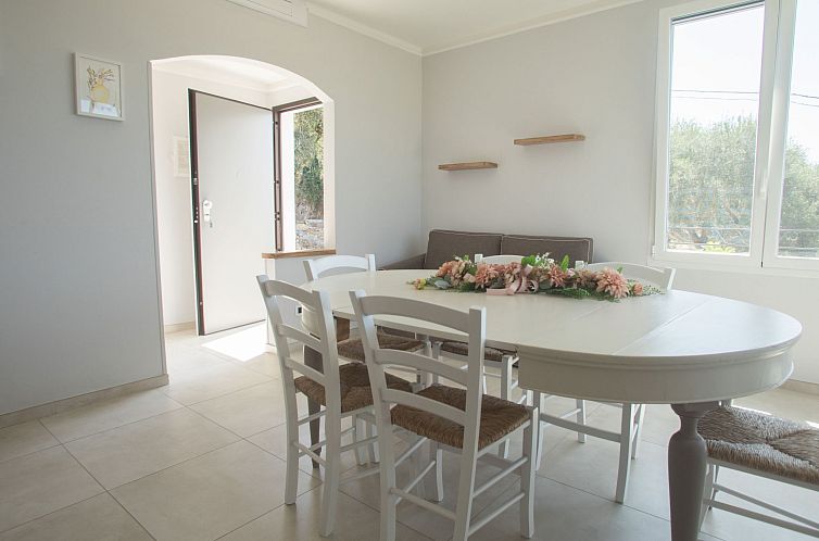 Appartement Wohnung mit schönem Blick auf den Golf von Dian