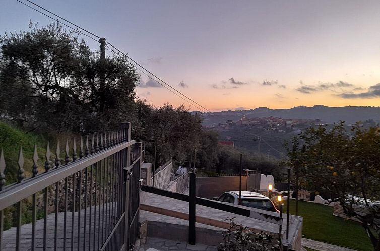 Appartement Wohnung mit schönem Blick auf den Golf von Dian