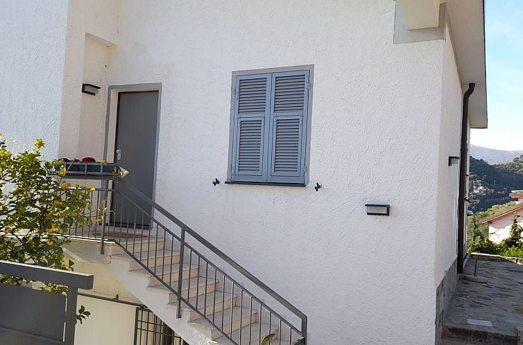 Appartement Wohnung mit schönem Blick auf den Golf von Dian