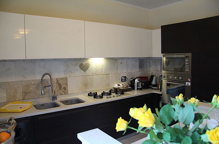 Vrijstaande woning in Isolabona