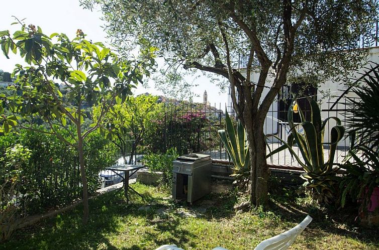 Appartement Komfortable Ferienwohnung in Cervo mit Garten