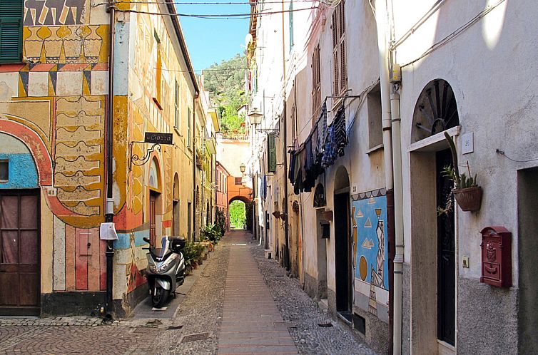 Appartement Wohnung in Badalucco mit Privatparkplatz