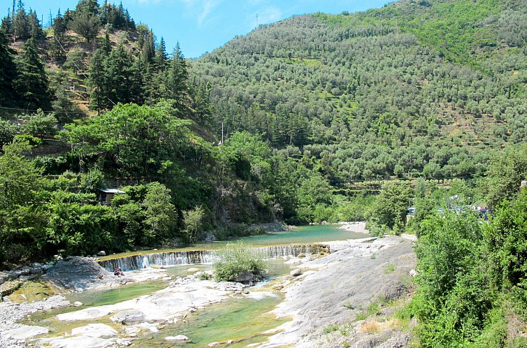 Appartement Wohnung in Badalucco mit Privatparkplatz