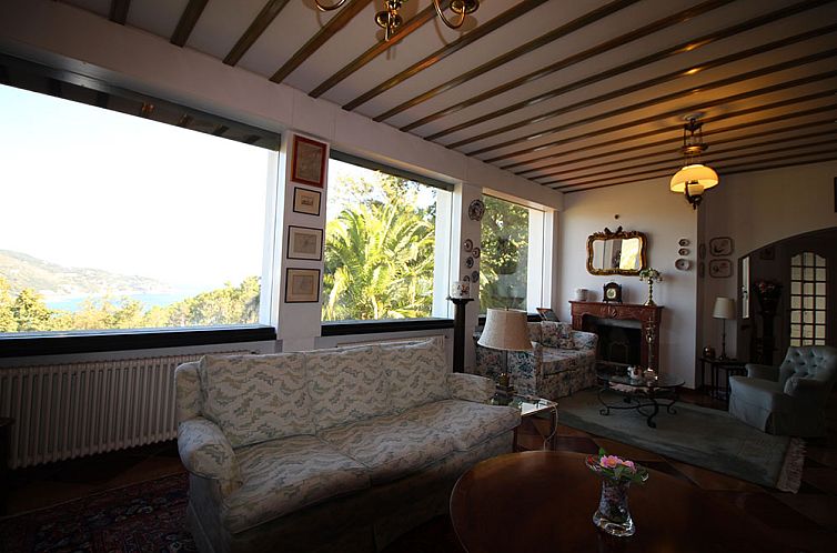 Vrijstaande woning in Noli