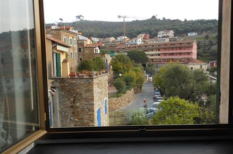 Vrijstaande woning in Civezza