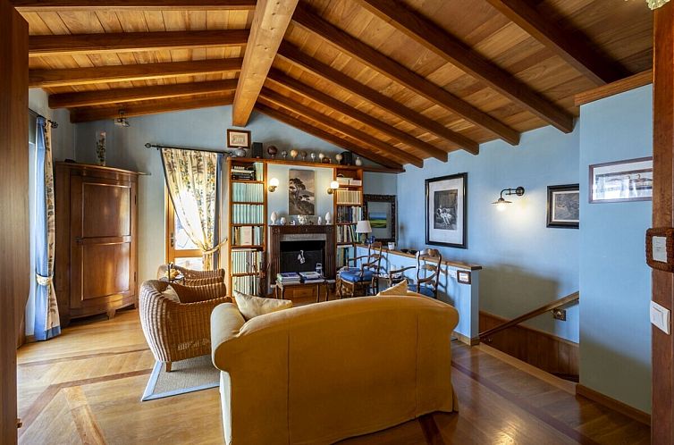 Vrijstaande woning in Cipressa