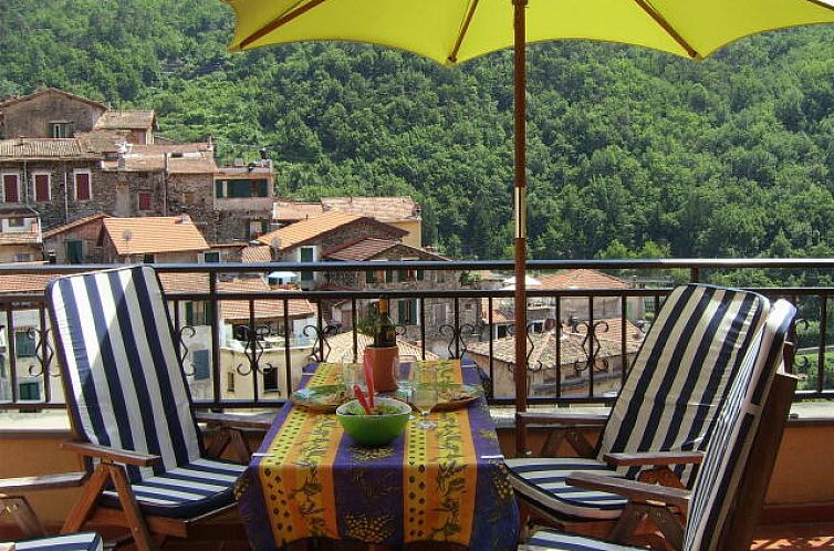 Guest house 09024305 - Holiday property Liguria - Vrijstaande woning in Pigna