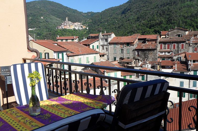 Geschakelde woning in Pigna