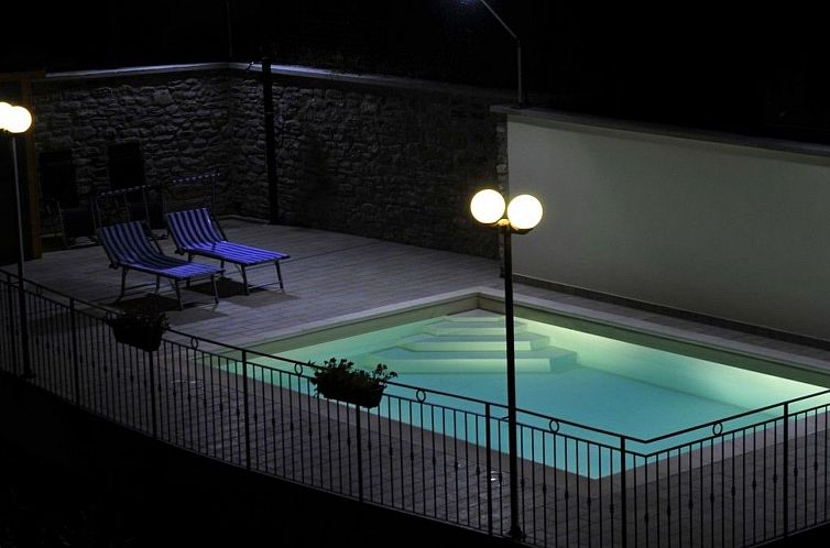 Vakantiehuis Villa in Borgomaro mit privatem Parkplatz