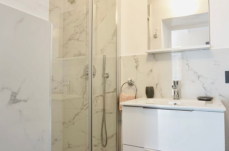 Appartement Villa in der Stadt-Privatparkplatz-Garten-6Gäst