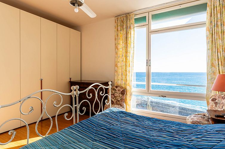 Vakantiehuis Capo Pino tra le Onde