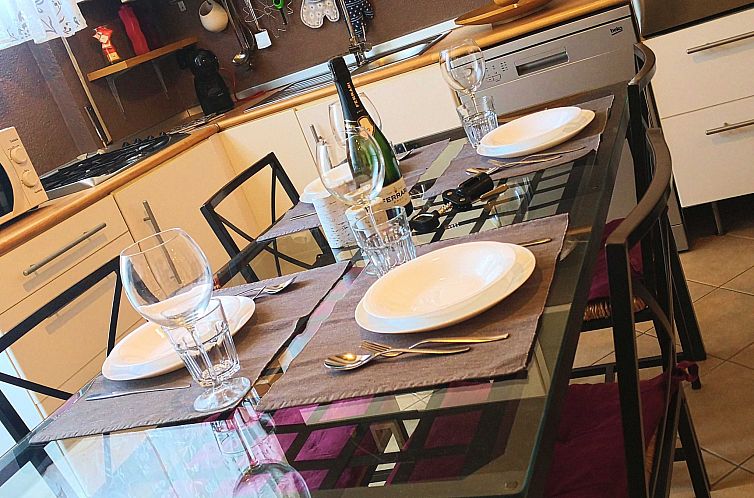 Appartement Wohnung mit Garten, wenige Minuten vom Meer entf