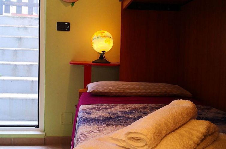 Appartement Wohnung mit Garten, wenige Minuten vom Meer entf