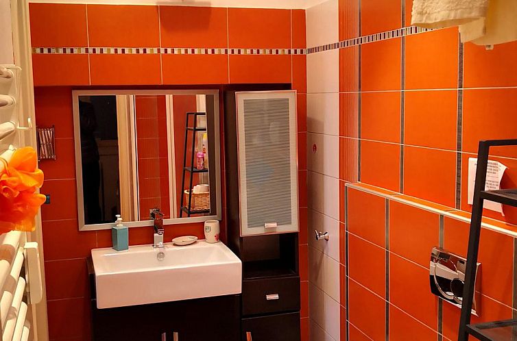 Appartement Wohnung mit Garten, wenige Minuten vom Meer entf