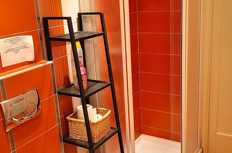 Appartement Wohnung mit Garten, wenige Minuten vom Meer entf