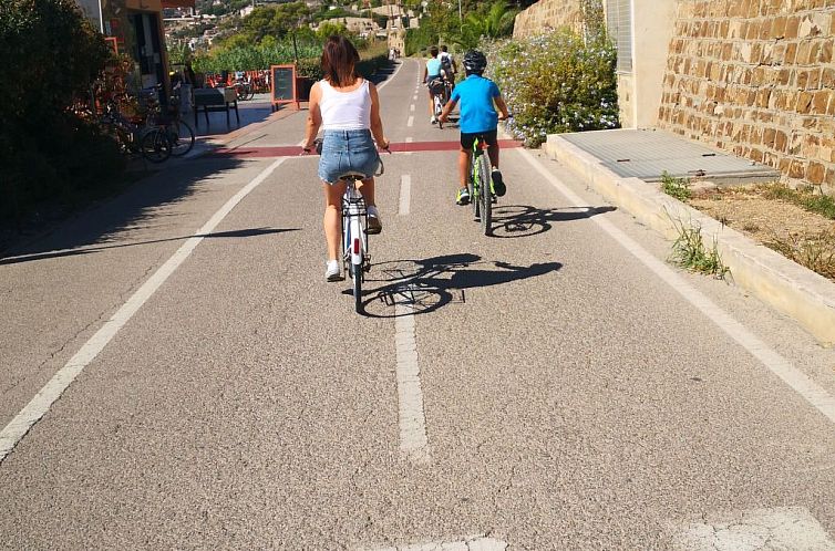 Appartement Wohnung mit Garten, wenige Minuten vom Meer entf